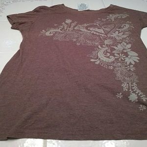 Size larger brown T shirt.    77